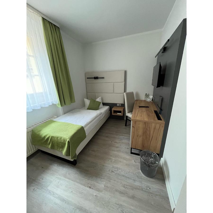 Hotel Und Restaurant Kranichsberg Woltersdorf  Ngoại thất bức ảnh