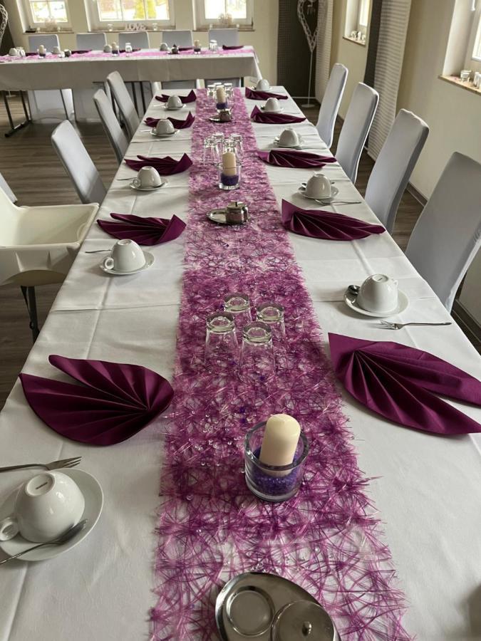 Hotel Und Restaurant Kranichsberg Woltersdorf  Ngoại thất bức ảnh