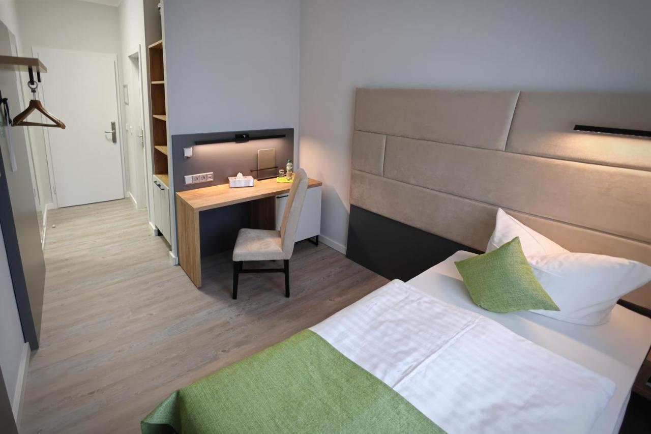 Hotel Und Restaurant Kranichsberg Woltersdorf  Ngoại thất bức ảnh