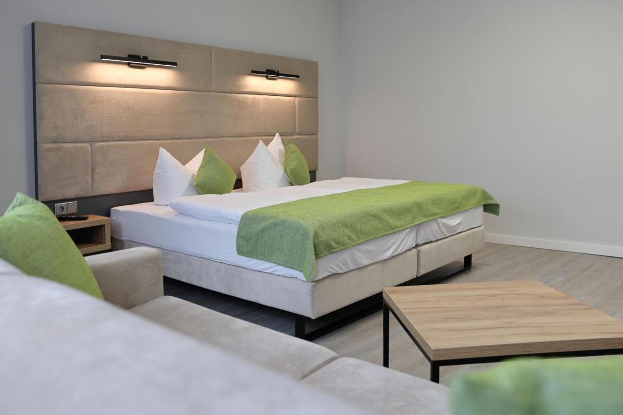 Hotel Und Restaurant Kranichsberg Woltersdorf  Ngoại thất bức ảnh